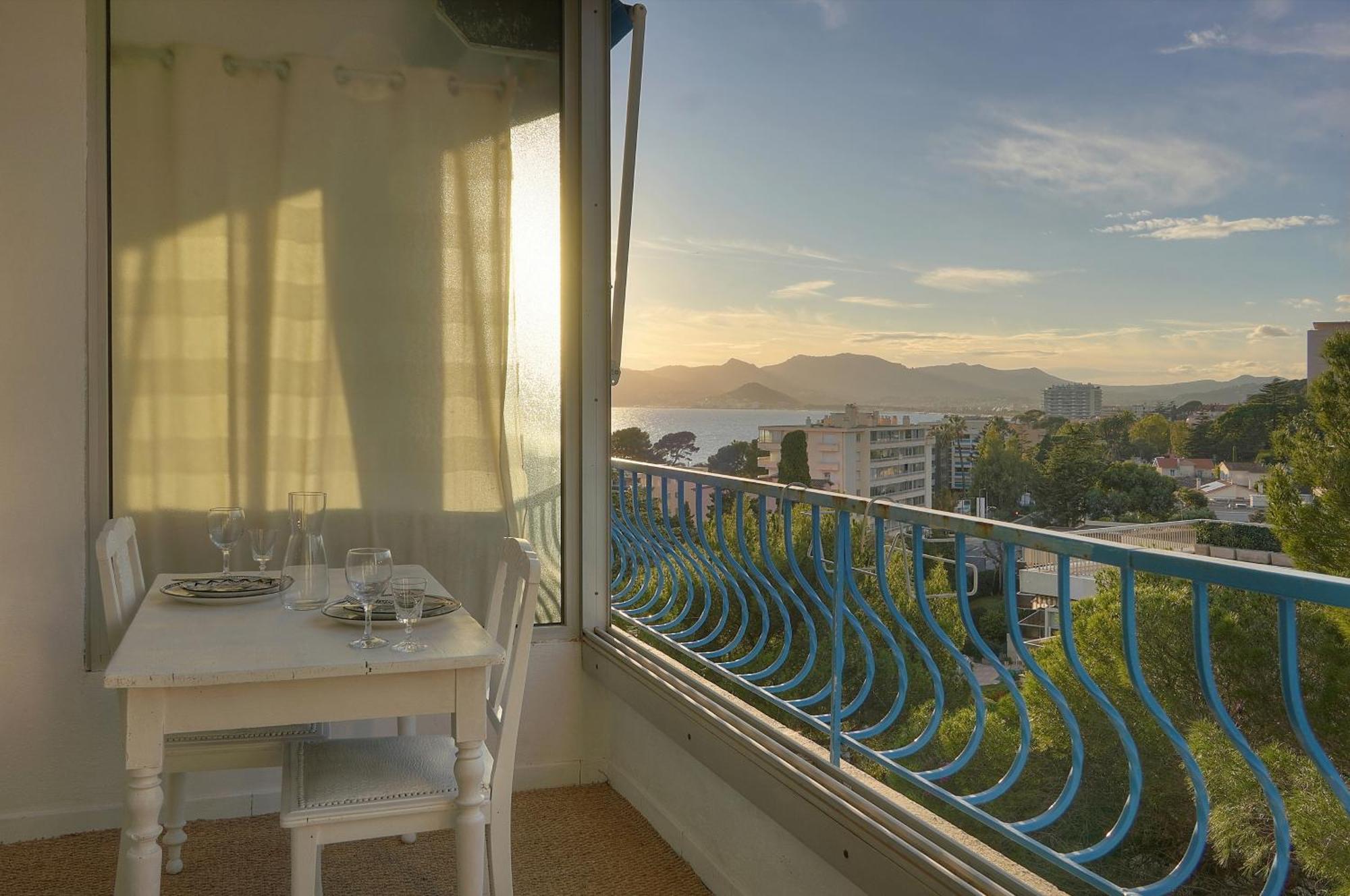 Immogroom -studio-clim-sea View Apartamento Cannes